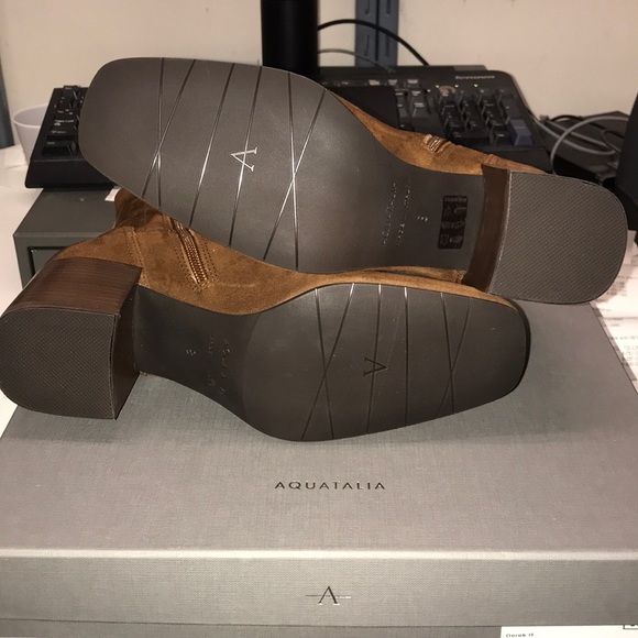 Aquatalia Carie Bootie (Sold in Store) - Picture 5 of 5